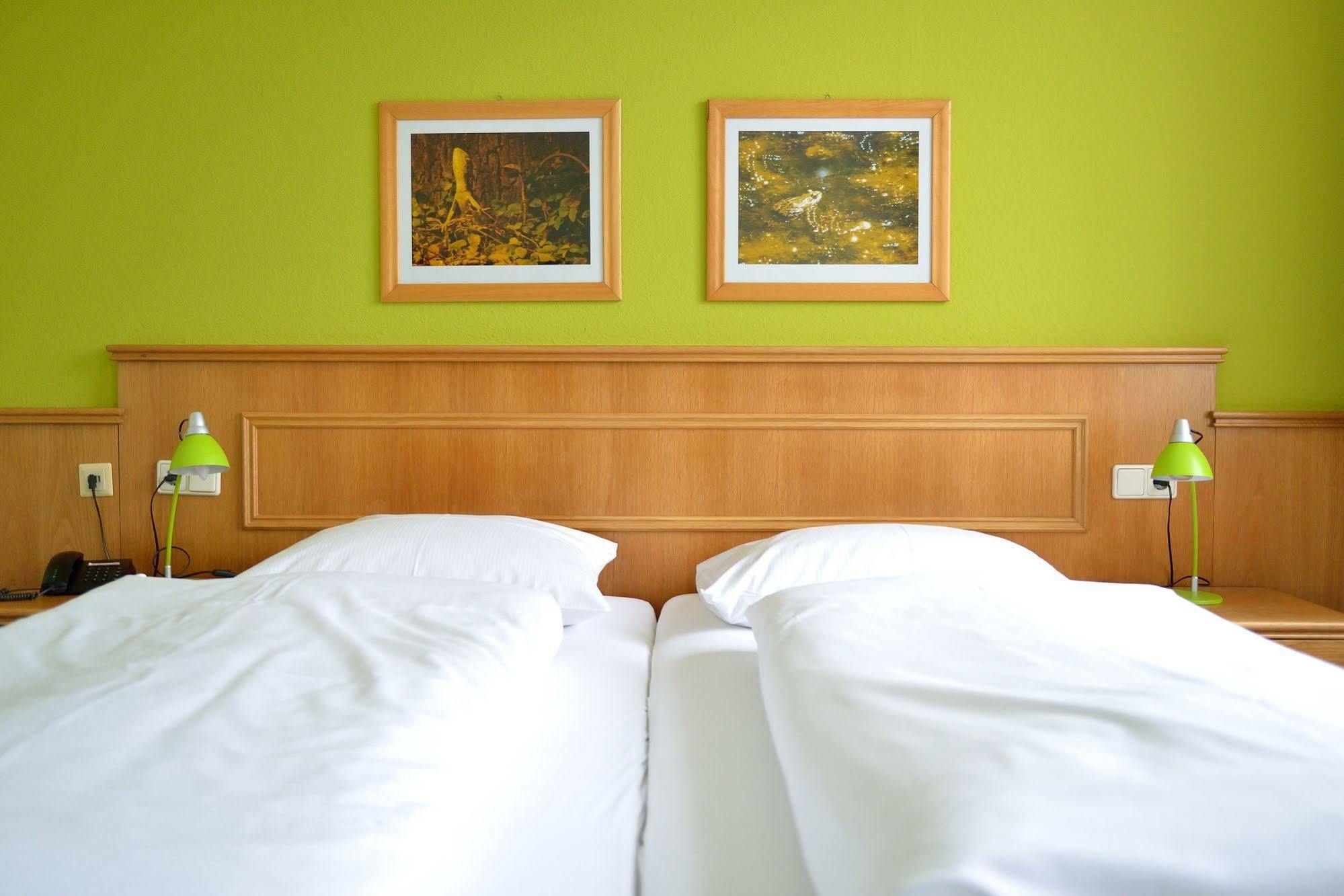 Land- Und Golfhotel Alte Fliegerschule Эйзенах